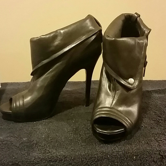 Black bootie haga-97