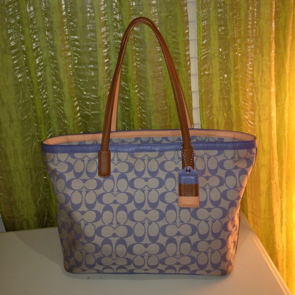 Coach Handbags - Light blue signature coach tote!