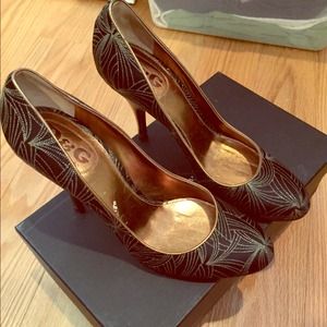 NEW D&G pumps size 39