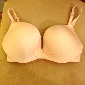 REDUCED Victoria's Secret Plunge Bra 34D