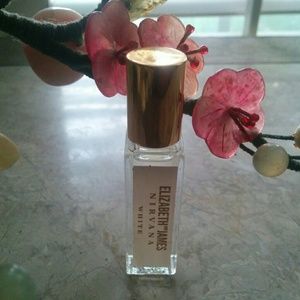 Elizabeth and James perfume