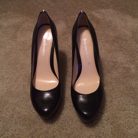 Enzo Anglioni leather, platform pumps Sz: 8