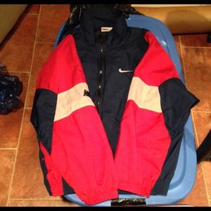 Very Rare Vintage Nike Wind Breaker Size Large.
