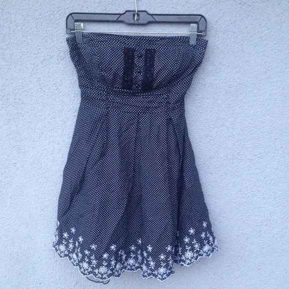 Strapless dress, black/white polka dots