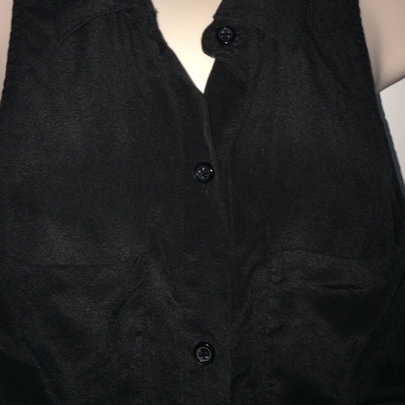 ☀️VS Button down☀️ - Picture 4 of 4