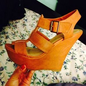 Brown wedges