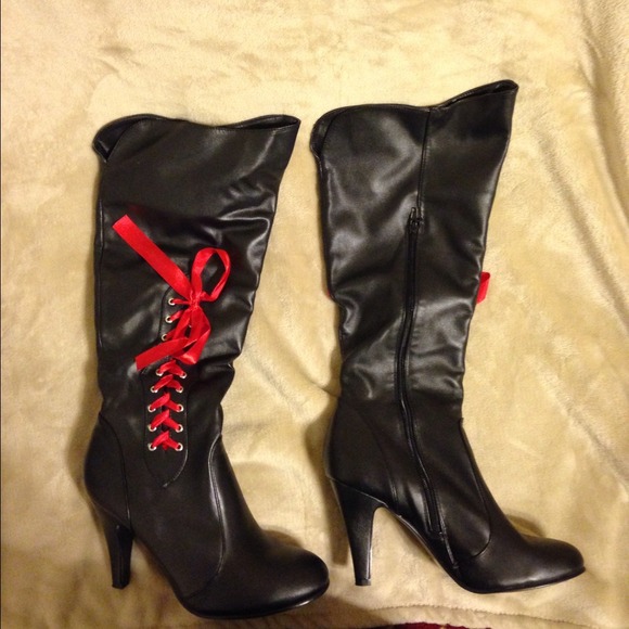 hot milfs in g strings sexy pirate boots