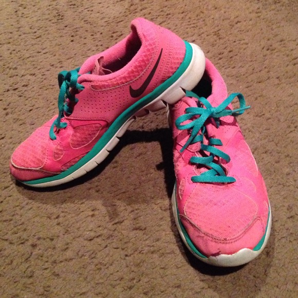 Nike Shoes - Nike Running Shoes