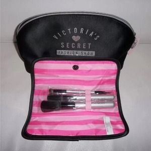 Closet clear out 🎉 VS Fashion Show 2013 NY bag