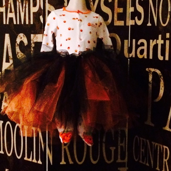 Cutest pumpkin tutu set!!!🎃🎃🎃🎃🎃