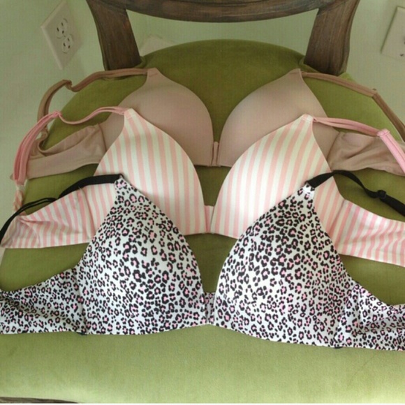 Vs bra. ..pink one only