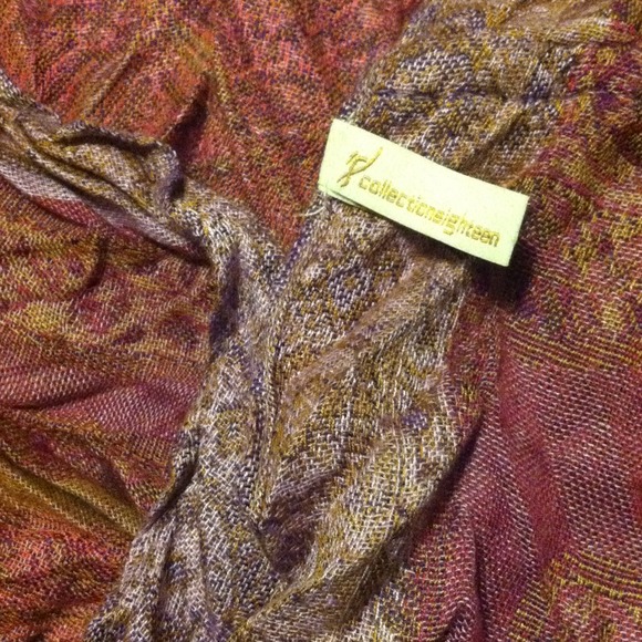 💸FINAL SALE💸NWOT Infinity Scarf - Picture 4 of 4