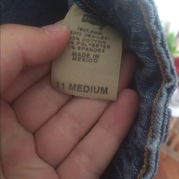 Levi Jeans - Picture 3 of 3