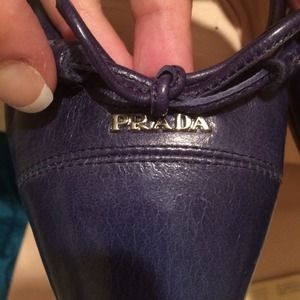 🔴🔴sold🔴🔴 650 navy blue Prada ballet flats