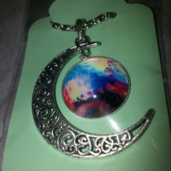 Sold on another site.   Moon illusion - Picture 1 of 1