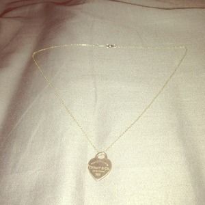 💥ON HOLD💥 Tiffany heart necklace AUTHENTIC