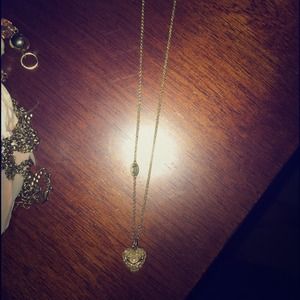 Gold juicy couture necklace