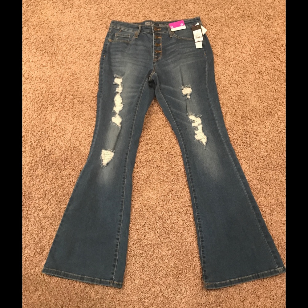 Mossimo FLARE distressed denim