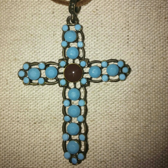 Turquoise Cross Necklace & Beaded Bracelet Bundle - Picture 4 of 5