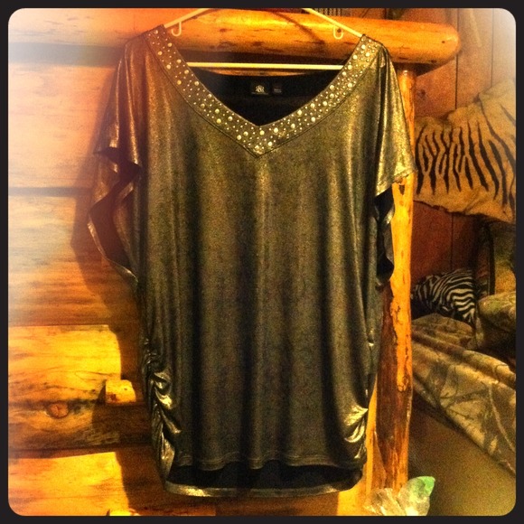 Rock and republic top