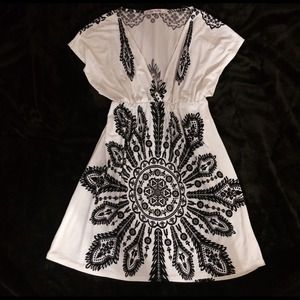 Printed white dress/tunic