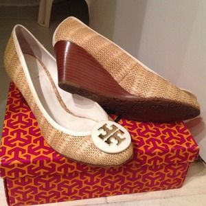 8 1/2 Tory Burch  wedge
