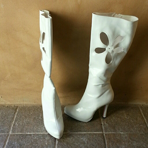 Sexy white gogo boots