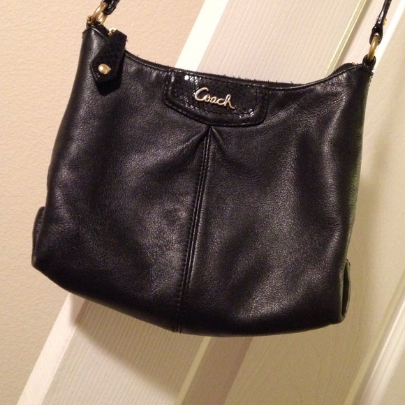 Black coach cross body crossbody