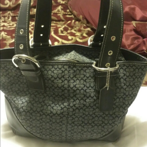Authentic Coach Bag - Picture 3 of 4