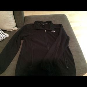 Mens North Face fleece jacket.