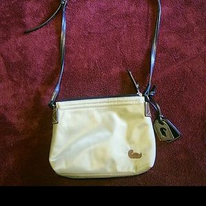 NWOT. Never used crossbody Dooney & Bourke