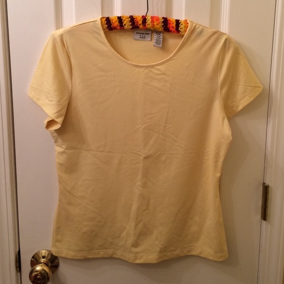 Light yellow t shirt