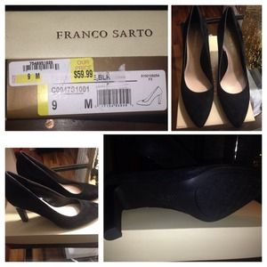 🚫SOLD🚫Black suede pump