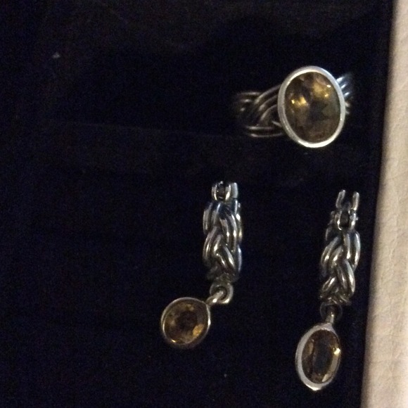 Pandora ring and matching earrings