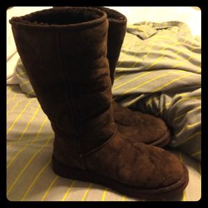 Tall Ugg boots! Great condition!