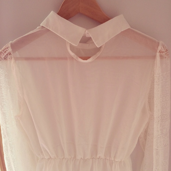 New Elegant Chiffon Top - Picture 3 of 4