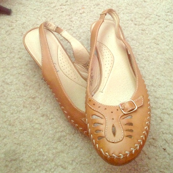 Little heel