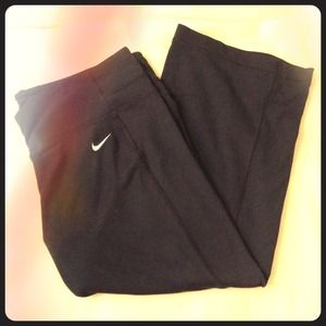 Nike spandex capris