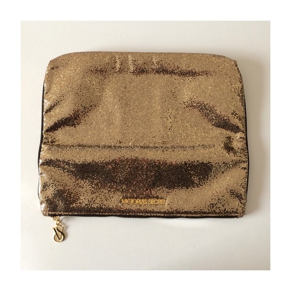 SOLD Victoria's Secret - Picture 3 of 4