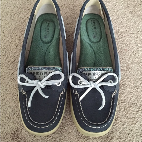 Sperry topsider