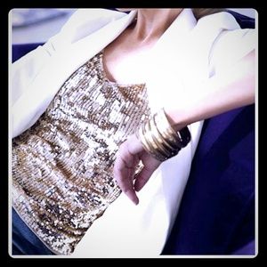Sequin Tunic Scoop Neck Top - Arden B.