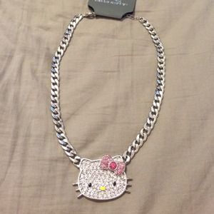 Hello kitty necklace