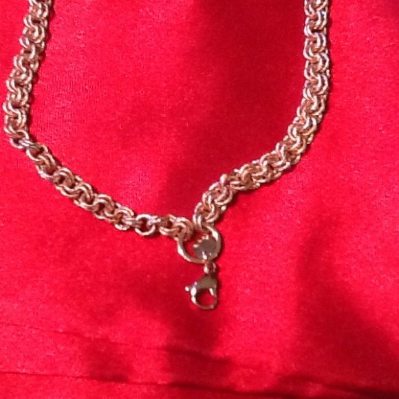 Gorgeous gold tone link chain - Picture 3 of 4