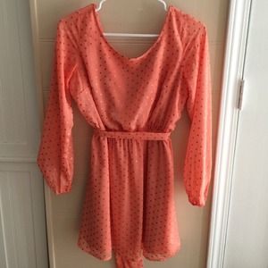 Size Small coral and gold polka dotted dress!