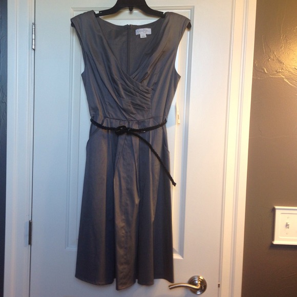 Jessica Simpson size 8 Gray Dress