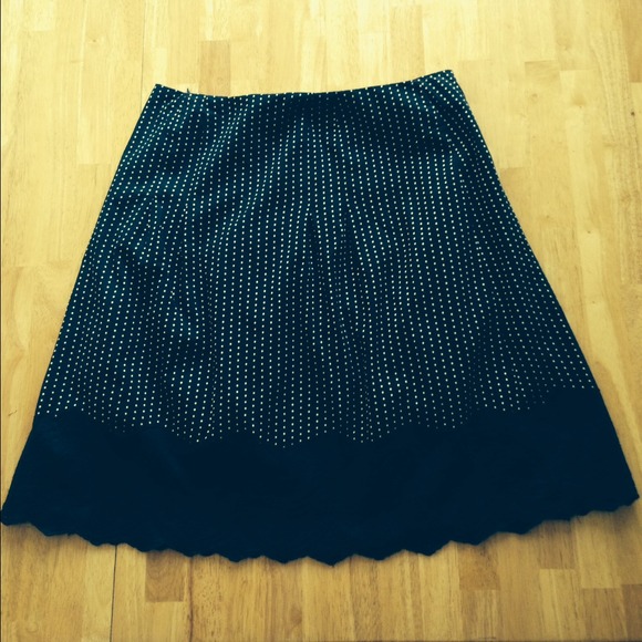 Black and white polka dot Ann Taylor skirt