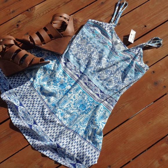 Flows Dress