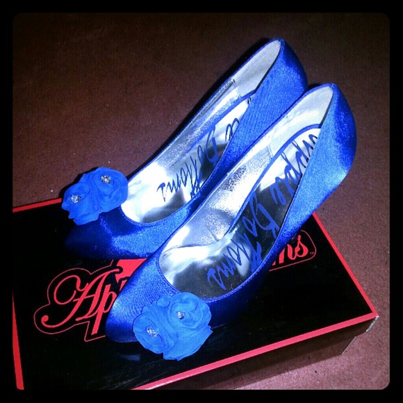 Apple Bottom Royal Blue with Flower design