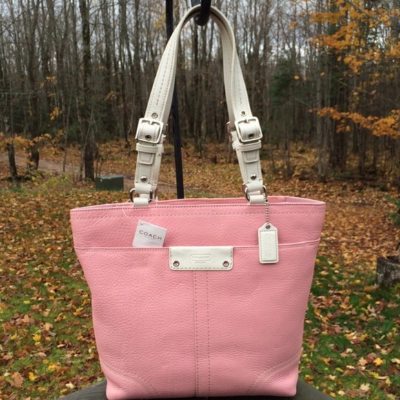 Coach Handbags - COACH Pebbled LEATHER TOTE. NEW w/Tags. WOW!
