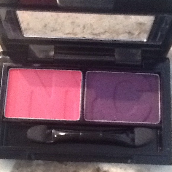 2 NYC Highlight/Contour Shadow Kits - Picture 3 of 4